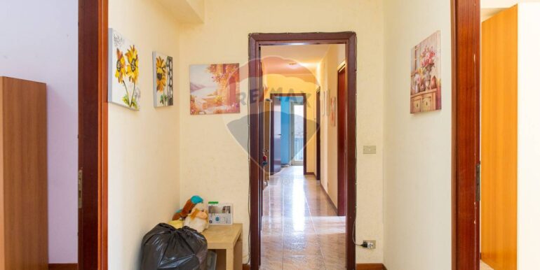 20251013170952-993382-12