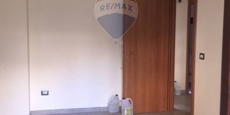 20251013171849-993386-18