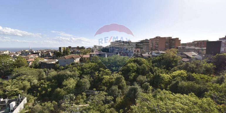 20251013231008-993485-8