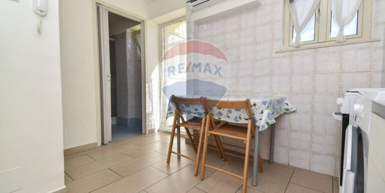 20251013231051-993485-19