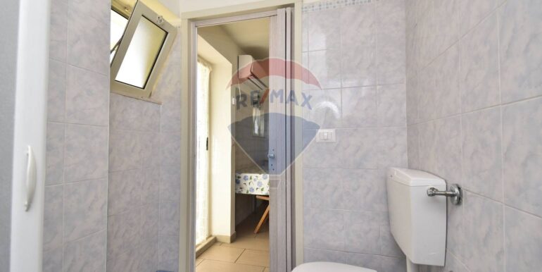 20251013231103-993485-22