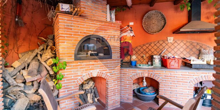 2025101400101-993483-17