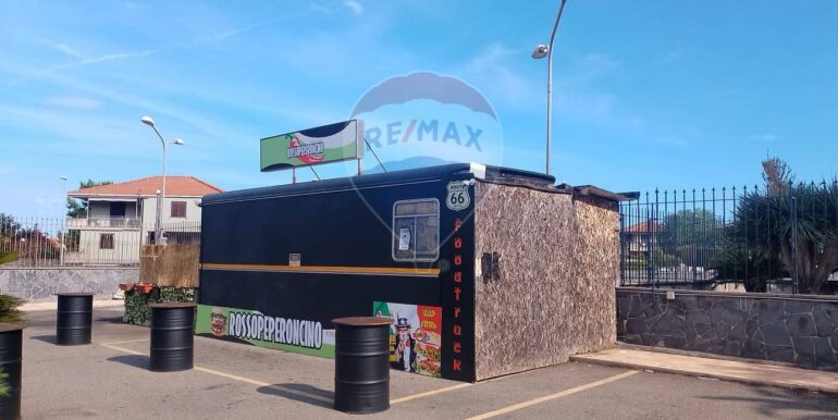 20251014113032-992676-6