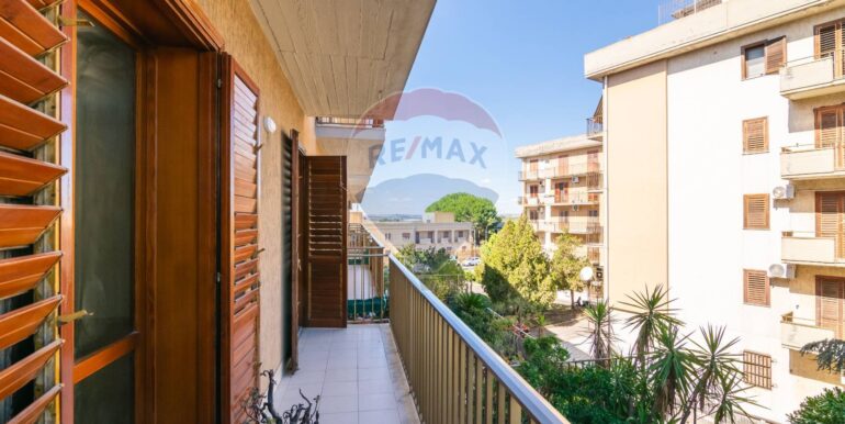 20251014174509-993650-33