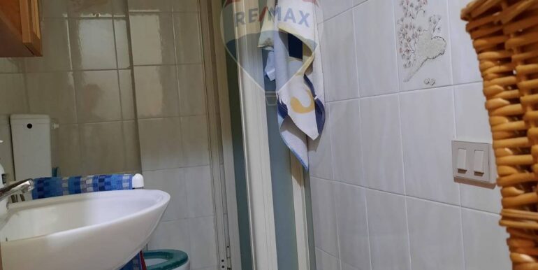 20251014184423-993699-11