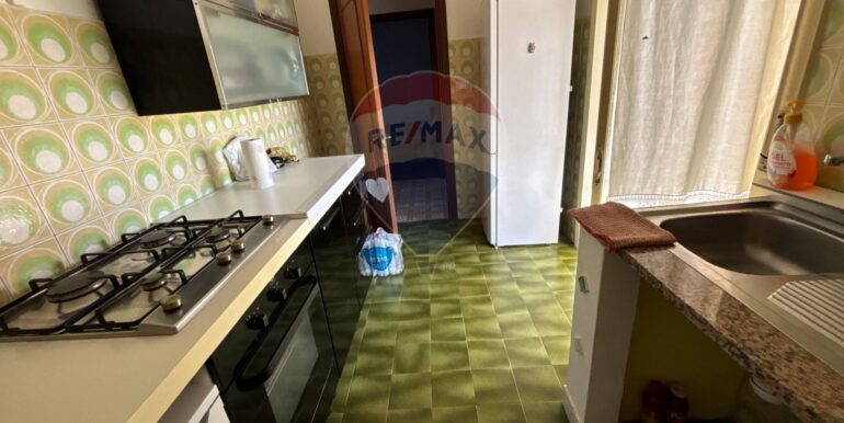 20251014202346-993711-12