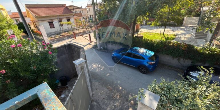 20251014202418-993711-14