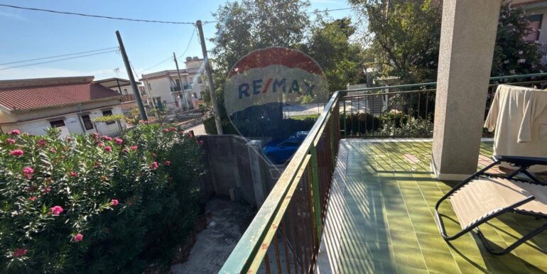 20251014202449-993711-16