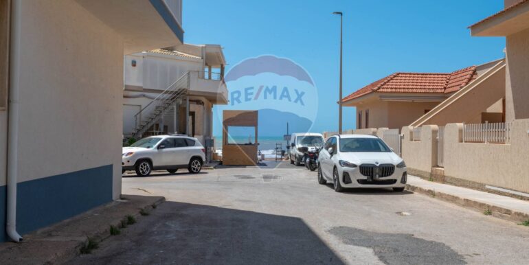 20251014213403-993538-7