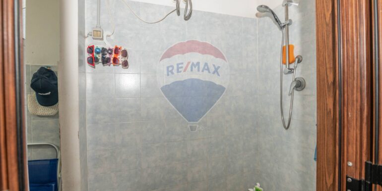 20251014213432-993538-17