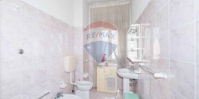 20251015115233-993783-6