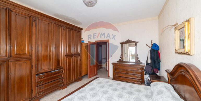 20251015115248-993783-11