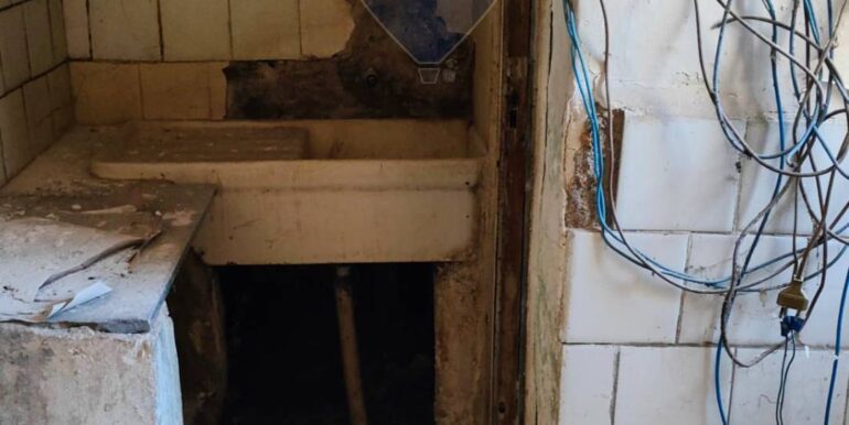 20251015192611-993925-10