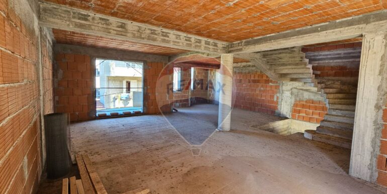 20251015194300-993681-7