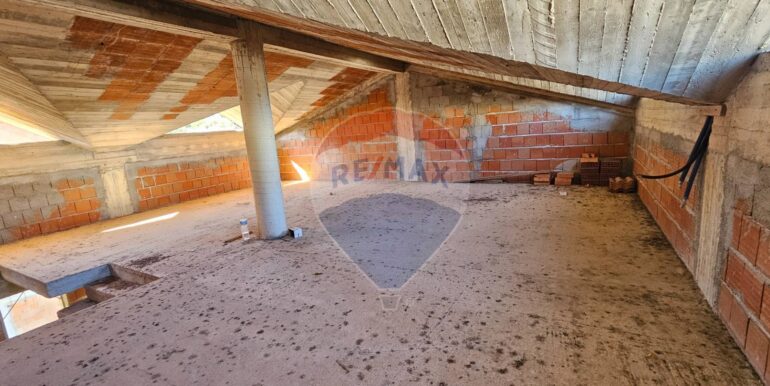 20251015194318-993681-13