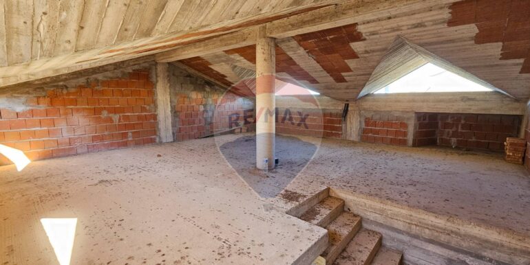 20251015194321-993681-14