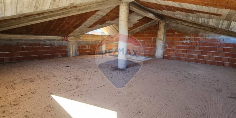 20251015194327-993681-16