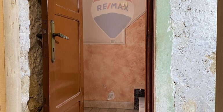 20251016124059-993981-17