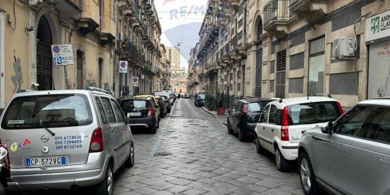 20251016172641-994116-15