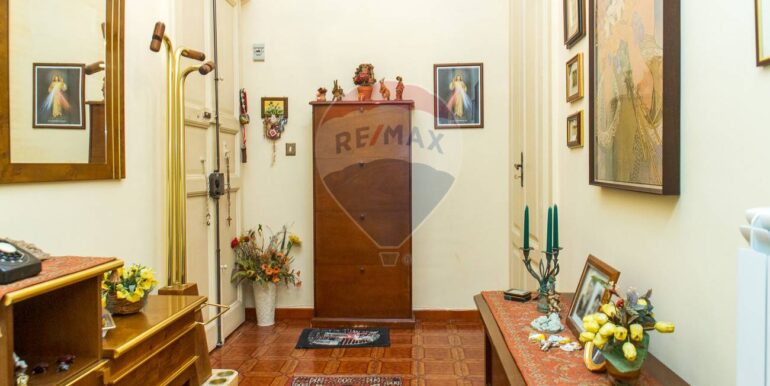 20251016210145-991716-10