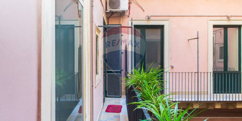 20251016210214-991716-19