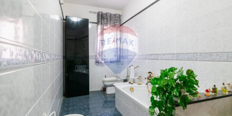 20251017143934-994260-27