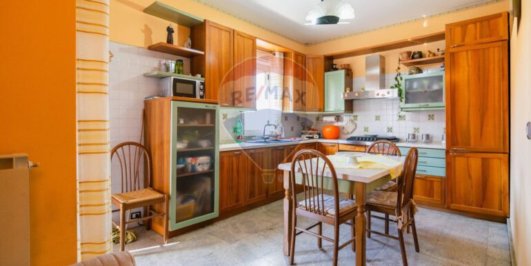 20251017143957-994260-35