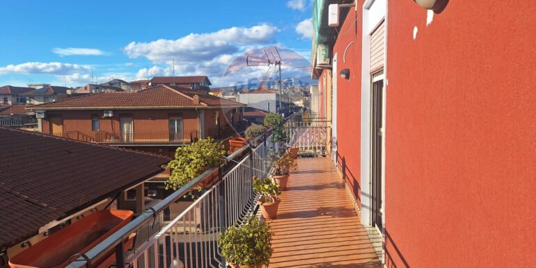 20251017190018-993098-13