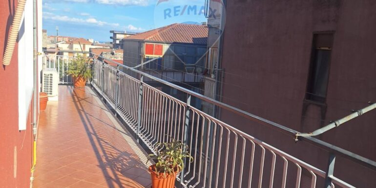 20251017190022-993098-14