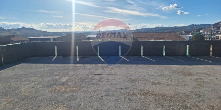 20251017190048-993098-22