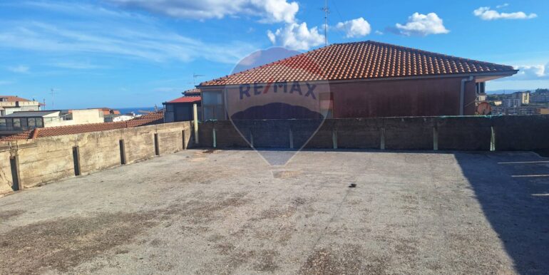 20251017190052-993098-23