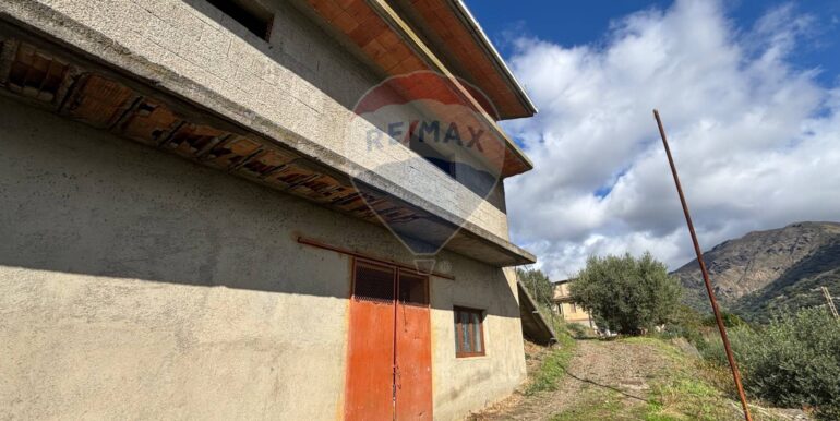 20251017223840-994291-14