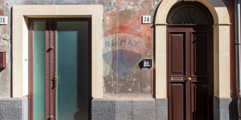 20251018112938-994379-8