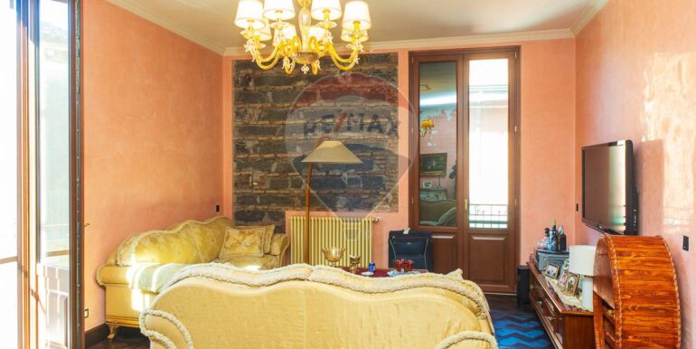 20251018112958-994379-13