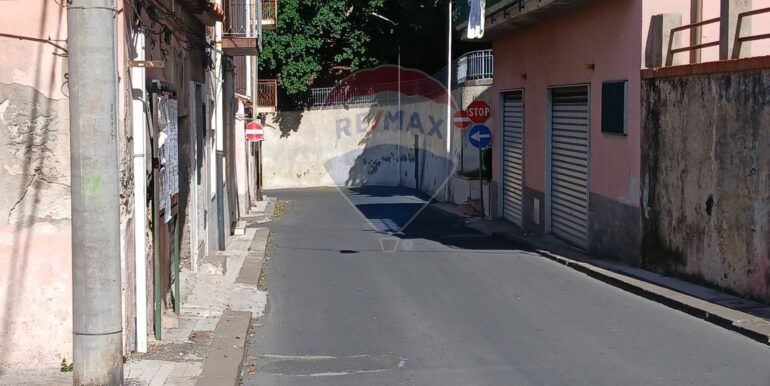 20251018130142-994402-1