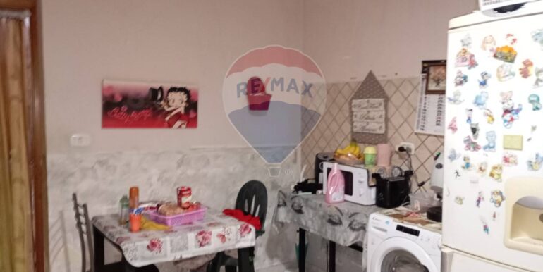 20251018143007-994405-7