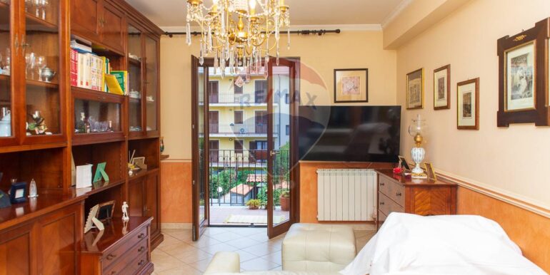 20251019170400-994435-12