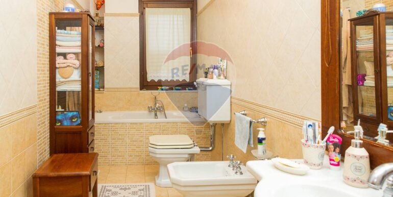 20251019170531-994435-34