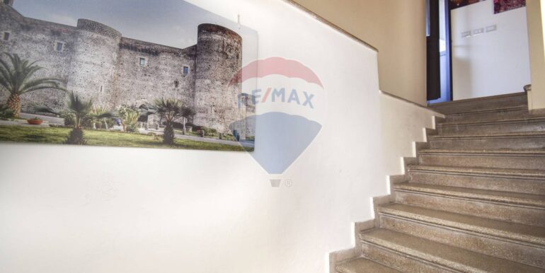 20251019204700-994440-23