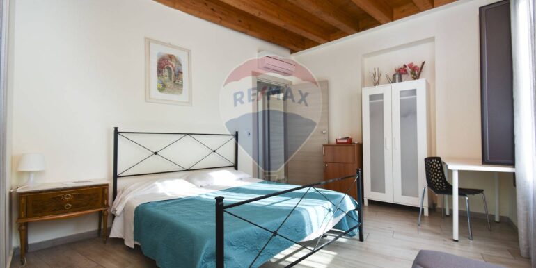 20251019204721-994440-31