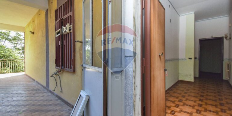 20251019233749-994446-3