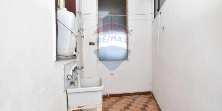 20251019233824-994446-19