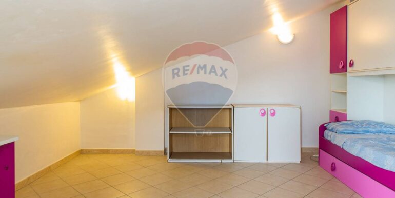 20251020101153-994454-7