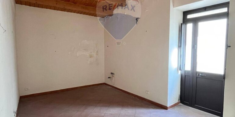 20251020115105-993415-10