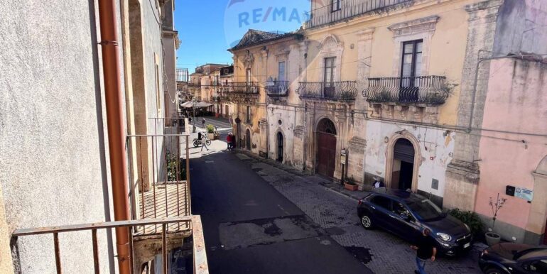 20251020115107-993415-11