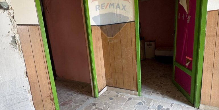 20251020133752-994338-37