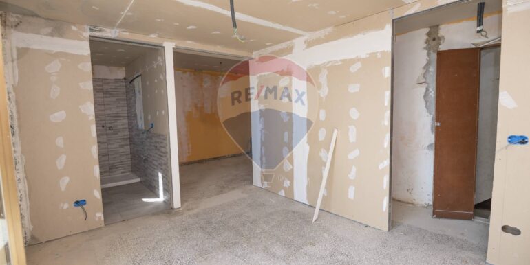 20251020151354-994555-16