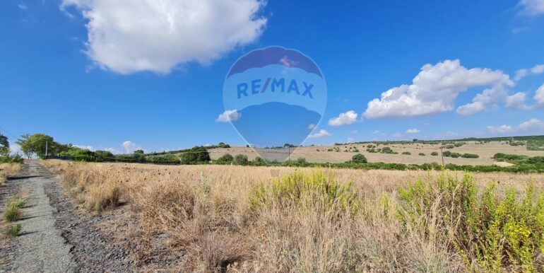 20251020165459-994131-16