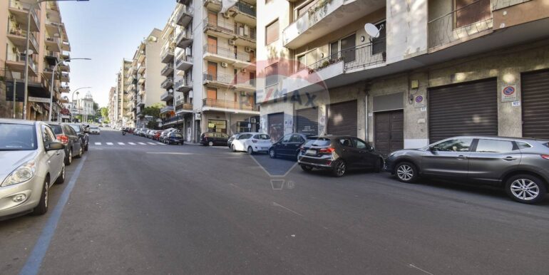 20251020182044-994654-4