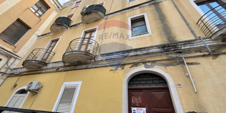 20251020202042-994682-19